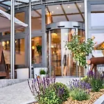 Geyer Hotel 4*