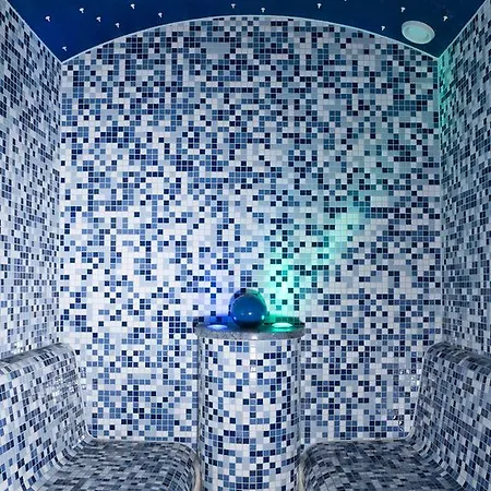 Hotell Geyer 4*
