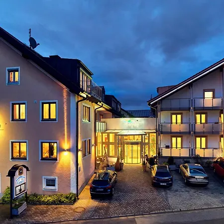 Geyer Hotell 4*
